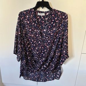 WAYF V-Neck Blouse